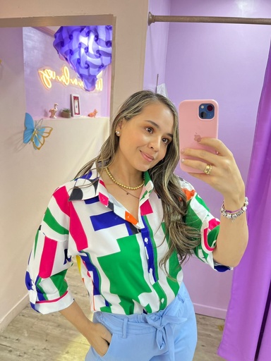 CAMISERA LETRAS COLORES